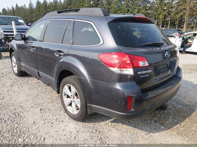 45677692 :رقم المزاد ، 4S4BRCCC1D3290657 vin ، 2013 Subaru Outback 2.5i Premium مزاد بيع