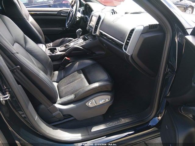 Aukcja sprzedaży 2016 Porsche Cayenne, vin: WP1AA2A27GLA09346, numer aukcji: 45677708