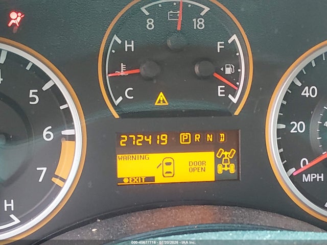 2013 Nissan Armada Sv მანქანა იყიდება აუქციონზე, vin: 5N1AA0NC7DN608266, აუქციონის ნომერი: 45677716