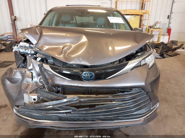 2022 Toyota Sienna Limited მანქანა იყიდება აუქციონზე, vin: 5TDZSKFCXNS051413, აუქციონის ნომერი: 45677721