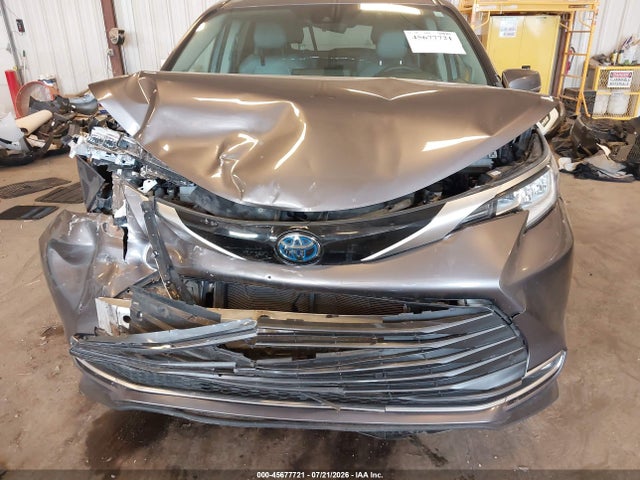 2022 Toyota Sienna Limited მანქანა იყიდება აუქციონზე, vin: 5TDZSKFCXNS051413, აუქციონის ნომერი: 45677721