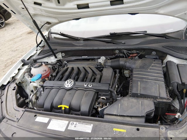 2018 Volkswagen Passat 3.6l V6 Gt მანქანა იყიდება აუქციონზე, vin: 1VWJM7A38JC047977, აუქციონის ნომერი: 45677733
