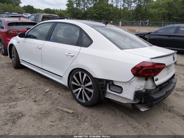 2018 Volkswagen Passat 3.6l V6 Gt მანქანა იყიდება აუქციონზე, vin: 1VWJM7A38JC047977, აუქციონის ნომერი: 45677733