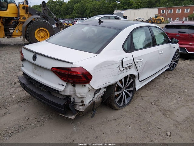 2018 Volkswagen Passat 3.6l V6 Gt მანქანა იყიდება აუქციონზე, vin: 1VWJM7A38JC047977, აუქციონის ნომერი: 45677733