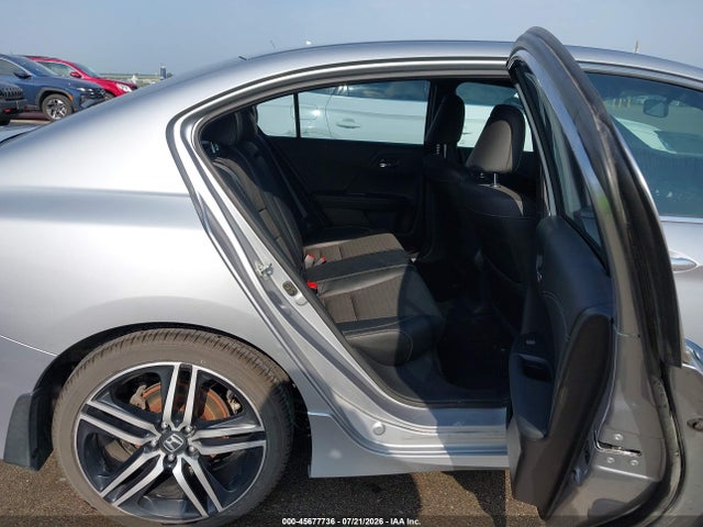 1HGCR2F56HA114092 Honda Accord Sport