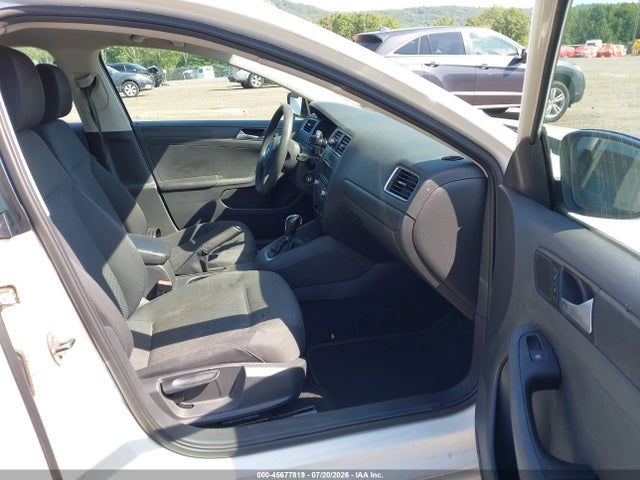 45677819 :رقم المزاد ، 3VW2K7AJ2EM209549 vin ، 2014 Volkswagen Jetta 2.0l S مزاد بيع
