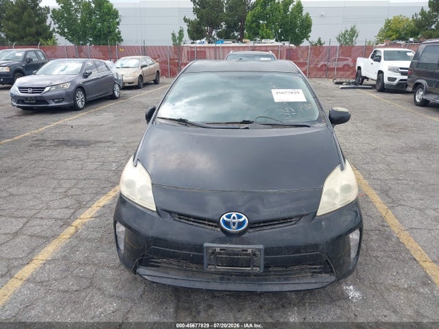 2013 Toyota Prius Three მანქანა იყიდება აუქციონზე, vin: JTDKN3DU4D5646711, აუქციონის ნომერი: 45677829