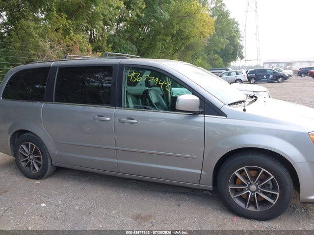Продажа на аукционе авто 2017 Dodge Grand Caravan Sxt, vin: 2C4RDGCGXHR589508, номер лота: 45677942