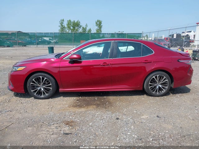 2018 Toyota Camry Se მანქანა იყიდება აუქციონზე, vin: 4T1B11HK0JU565470, აუქციონის ნომერი: 45677954