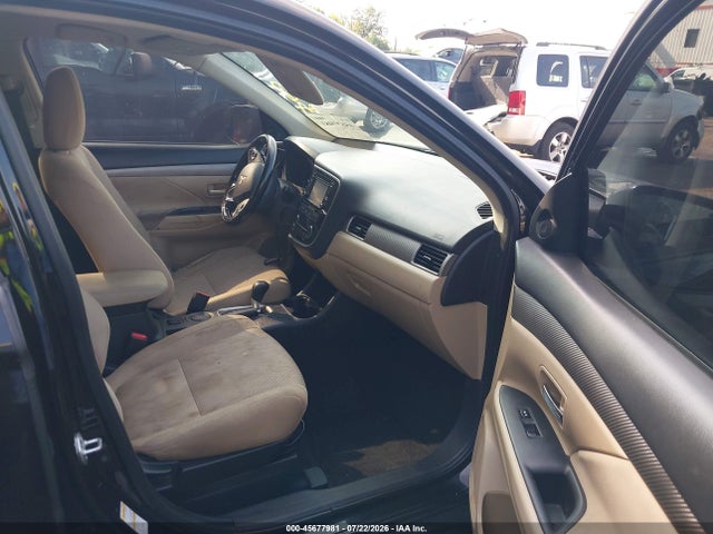 2016 Mitsubishi Outlander Se მანქანა იყიდება აუქციონზე, vin: JA4AD3A35GZ010770, აუქციონის ნომერი: 45677981