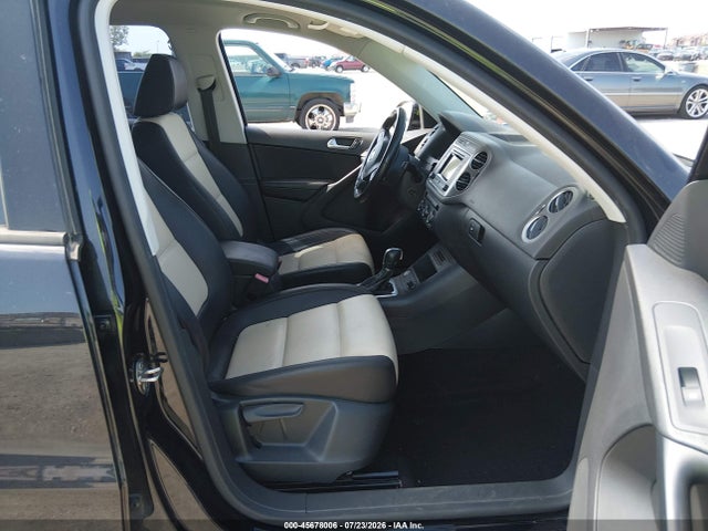 45678006 :رقم المزاد ، WVGBV7AXXGW029961 vin ، 2016 Volkswagen Tiguan S مزاد بيع