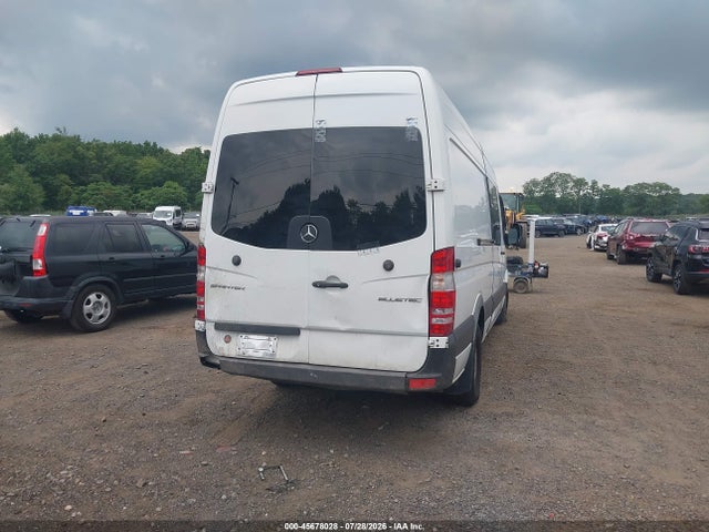 Продажа на аукционе авто 2014 Mercedes-benz Sprinter 2500 High Roof, vin: WD3PE8DC4E5910550, номер лота: 45678028