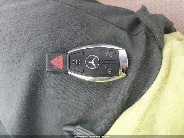 2014 Mercedes-benz C 300 Sport 4matic მანქანა იყიდება აუქციონზე, vin: WDDGF8AB0ER325347, აუქციონის ნომერი: 45678093