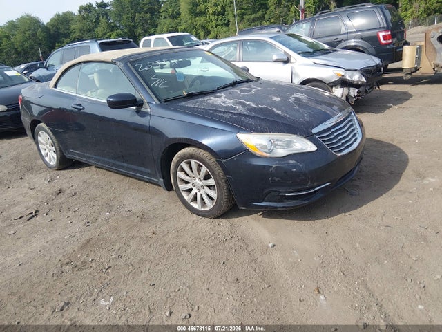 45678115 :رقم المزاد ، 1C3BC2EG1BN531588 vin ، 2011 Chrysler 200 Touring مزاد بيع