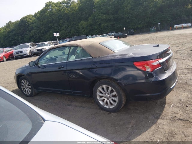 2011 Chrysler 200 Touring მანქანა იყიდება აუქციონზე, vin: 1C3BC2EG1BN531588, აუქციონის ნომერი: 45678115