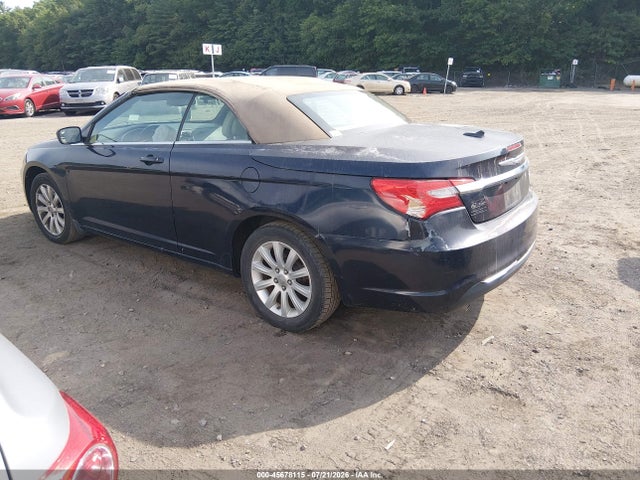 2011 Chrysler 200 Touring მანქანა იყიდება აუქციონზე, vin: 1C3BC2EG1BN531588, აუქციონის ნომერი: 45678115