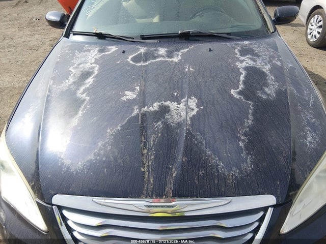 2011 Chrysler 200 Touring მანქანა იყიდება აუქციონზე, vin: 1C3BC2EG1BN531588, აუქციონის ნომერი: 45678115
