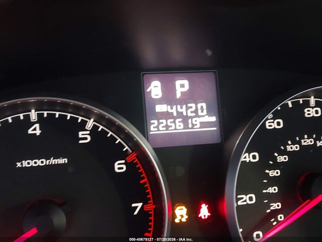 2014 Subaru Outback 2.5i Premium მანქანა იყიდება აუქციონზე, vin: 4S4BRBCCXE3262223, აუქციონის ნომერი: 45678127
