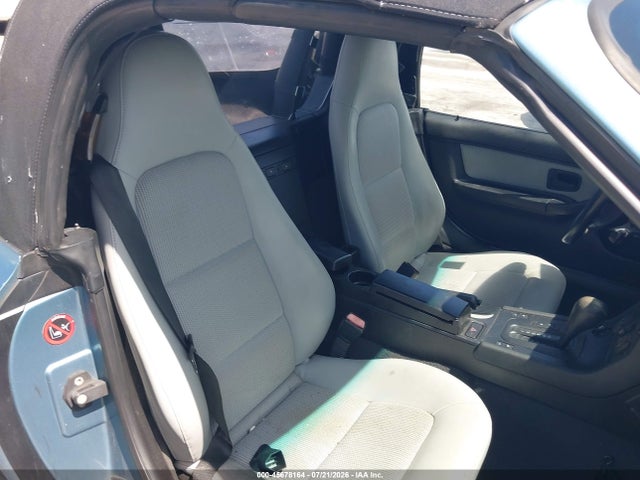 45678164 :رقم المزاد ، 4USCH7331WLD16628 vin ، 1998 Bmw Z3 1.9 مزاد بيع
