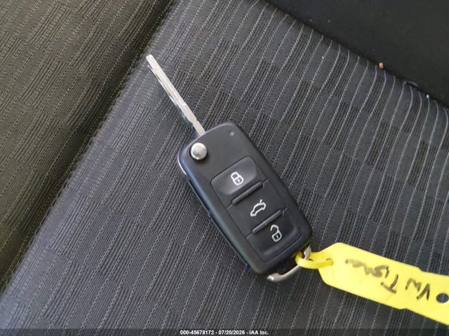 WVGAV3AX0EW617711 Volkswagen TIGUAN S