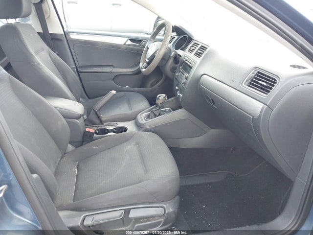 Продажа на аукционе авто 2015 Volkswagen Jetta 1.8t Se, vin: 3VWD17AJ1FM239834, номер лота: 45678207