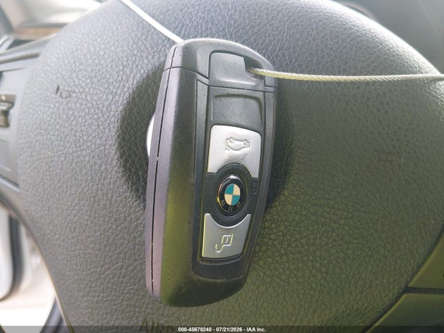 45678240 :رقم المزاد ، WBA3C3G51FNT51869 vin ، 2015 Bmw 320i Xdrive مزاد بيع