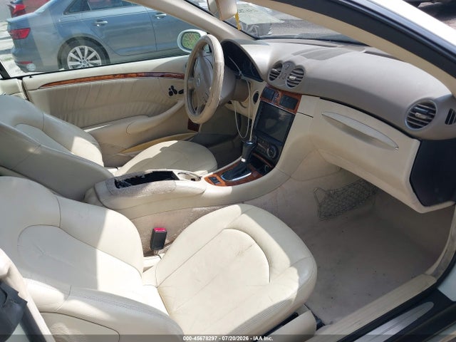 2008 Mercedes-benz Clk 350 მანქანა იყიდება აუქციონზე, vin: WDBTK56F68F237101, აუქციონის ნომერი: 45678297