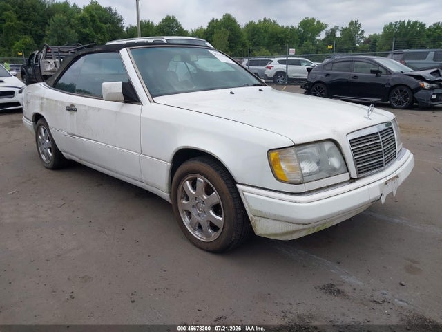 45678300 :رقم المزاد ، WDBEA66E8SC272398 vin ، 1995 Mercedes-benz E 320 مزاد بيع