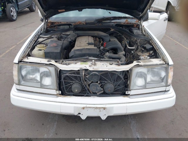 45678300 :رقم المزاد ، WDBEA66E8SC272398 vin ، 1995 Mercedes-benz E 320 مزاد بيع