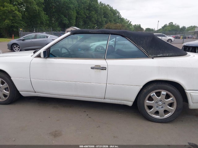 45678300 :رقم المزاد ، WDBEA66E8SC272398 vin ، 1995 Mercedes-benz E 320 مزاد بيع