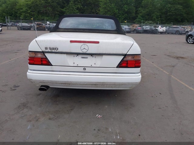 45678300 :رقم المزاد ، WDBEA66E8SC272398 vin ، 1995 Mercedes-benz E 320 مزاد بيع