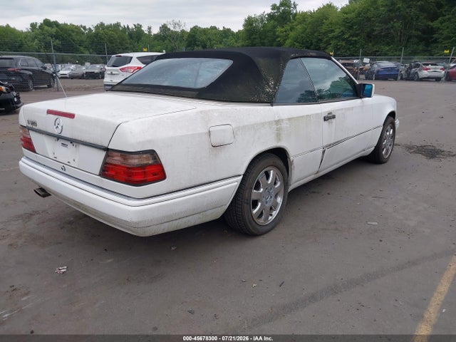45678300 :رقم المزاد ، WDBEA66E8SC272398 vin ، 1995 Mercedes-benz E 320 مزاد بيع