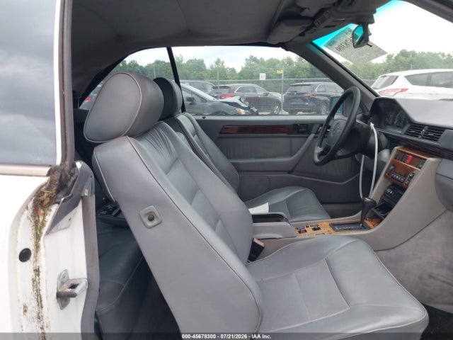 45678300 :رقم المزاد ، WDBEA66E8SC272398 vin ، 1995 Mercedes-benz E 320 مزاد بيع
