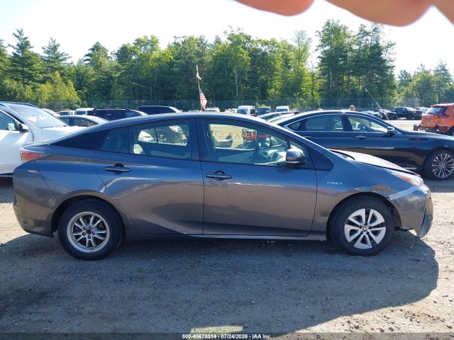 Toyota Prius Three 2016 JTDKARFU9G3011138 Image 13