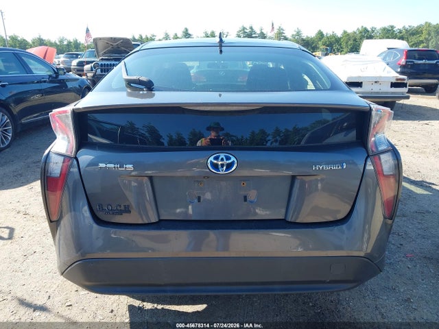 Toyota Prius Three 2016 JTDKARFU9G3011138 Image 16