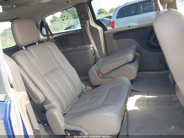 Продаж на аукціоні авто 2016 Chrysler Town & Country Touring-l Anniversary Edition, vin: 2C4RC1CG2GR104440, номер лоту: 45678331