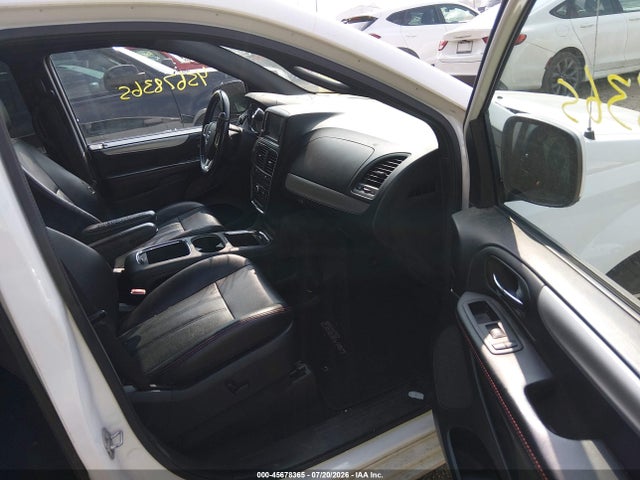 2017 Dodge Grand Caravan Gt მანქანა იყიდება აუქციონზე, vin: 2C4RDGEG5HR698519, აუქციონის ნომერი: 45678365