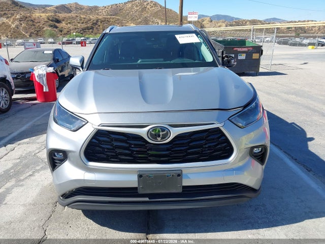 Toyota Highlander Xle 2022 5TDHZRAH1NS103515 Image 12