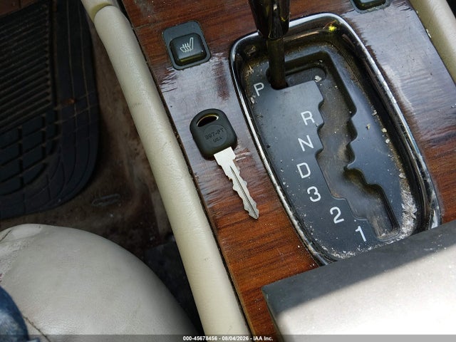 2002 Cadillac Seville Sls მანქანა იყიდება აუქციონზე, vin: 1G6KS54Y02U107015, აუქციონის ნომერი: 45678456