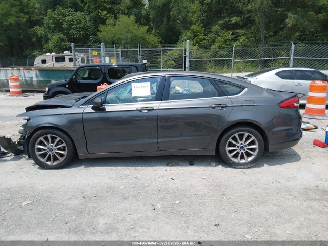 Продажа на аукционе авто 2017 Ford Fusion Se, vin: 3FA6P0H79HR402298, номер лота: 45678464