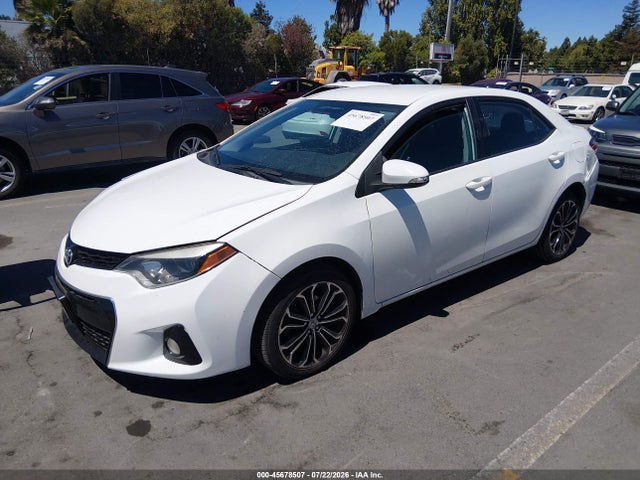 Toyota Corolla S Plus 2015 5YFBURHE3FP364963 Image 2