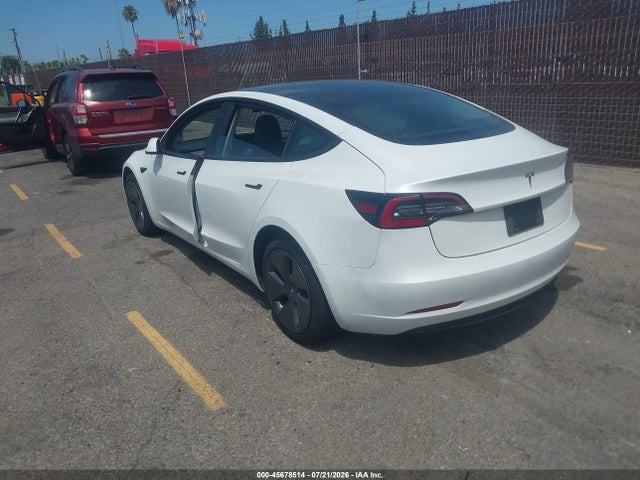 Tesla Model 3 Rear-wheel Drive 2023 5YJ3E1EA9PF401788 Image 3