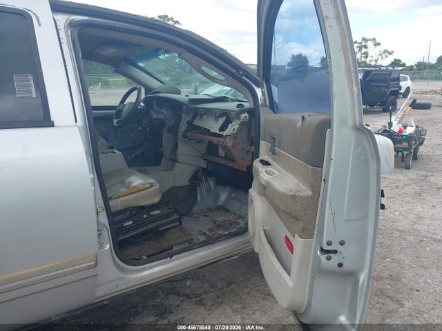 45678548 :رقم المزاد ، 1D4HD58D65F518214 vin ، 2005 Dodge Durango Limited مزاد بيع