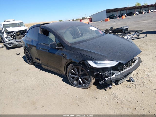 Продаж на аукціоні авто 2022 Tesla Model X Plaid Tri Motor All-wheel Drive, vin: 7SAXCBE67NF337873, номер лоту: 45678556