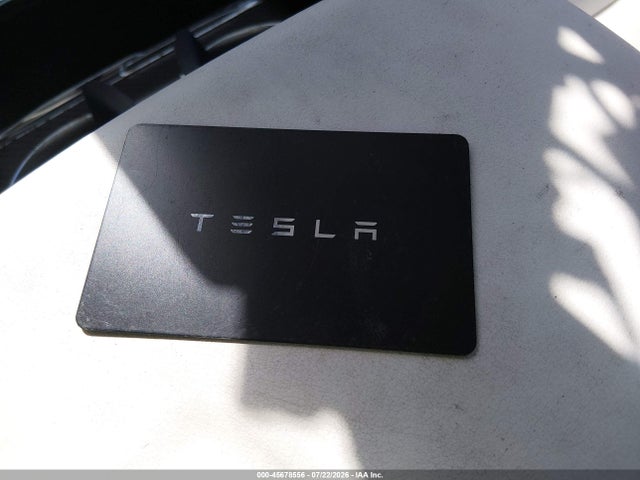 2022 Tesla Model X Plaid Tri Motor All-wheel Drive მანქანა იყიდება აუქციონზე, vin: 7SAXCBE67NF337873, აუქციონის ნომერი: 45678556
