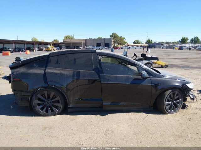 2022 Tesla Model X Plaid Tri Motor All-wheel Drive მანქანა იყიდება აუქციონზე, vin: 7SAXCBE67NF337873, აუქციონის ნომერი: 45678556