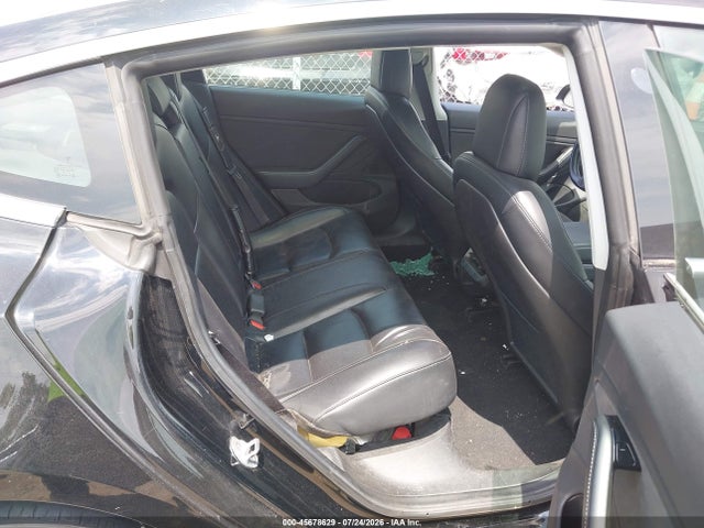 45678629 :رقم المزاد ، 5YJ3E1EB2KF208724 vin ، 2019 Tesla Model 3 Long Range/performance مزاد بيع