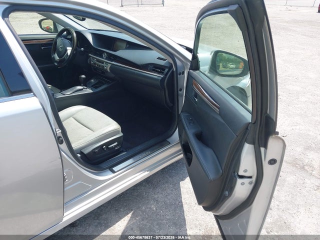 2014 Lexus Es 350 მანქანა იყიდება აუქციონზე, vin: JTHBK1GG1E2141858, აუქციონის ნომერი: 45678637