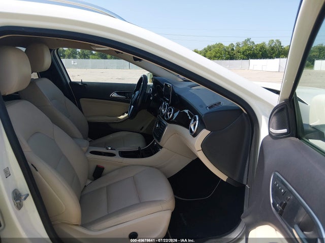 WDCTG4EB8FJ183610 Mercedes-Benz GLA 250