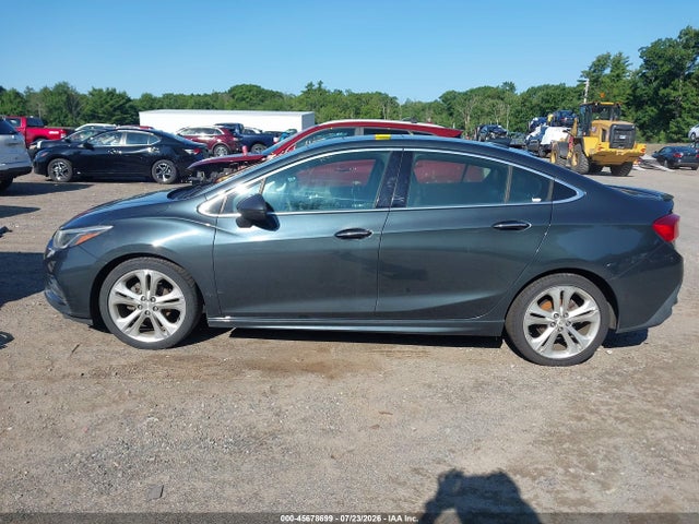Chevrolet Cruze Premier Auto 2018 1G1BF5SM3J7102768 Image 14